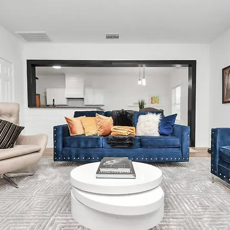 10Min From Fort Bend Epicenter Stylish 4 Bedroom Home